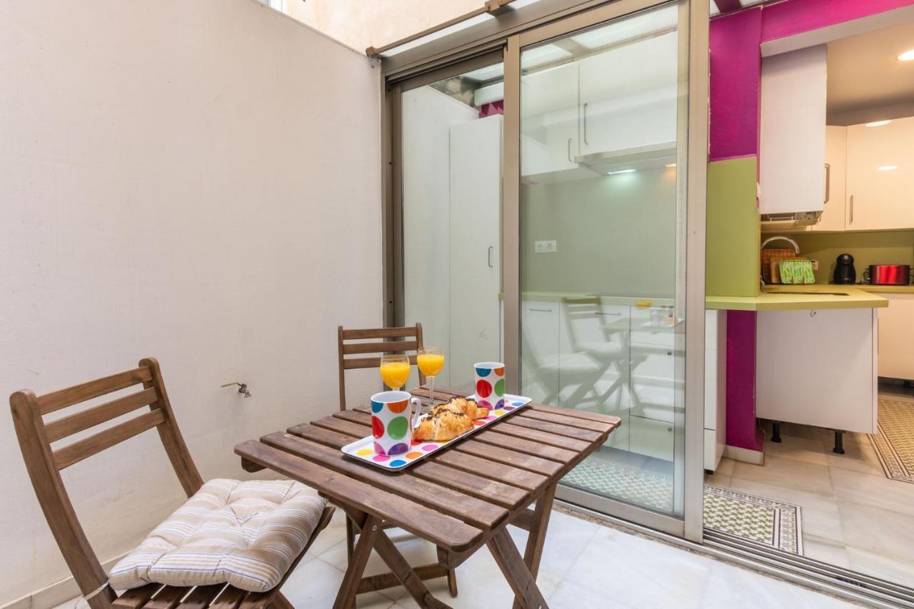 Appartement Goles Courtyard With Parking By Valcambre à Séville Extérieur photo