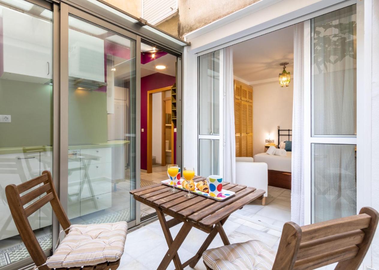 Appartement Goles Courtyard With Parking By Valcambre à Séville Extérieur photo
