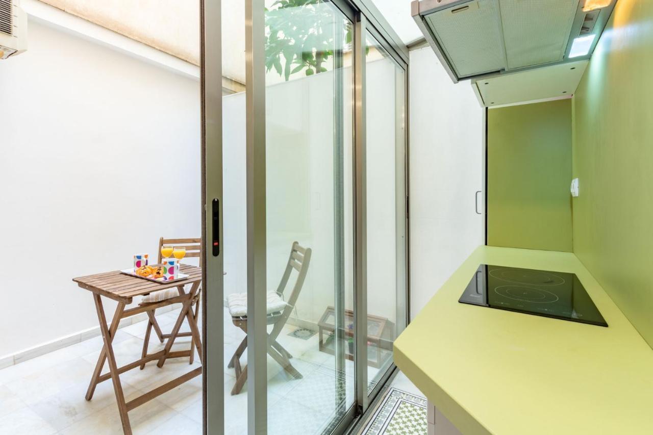 Appartement Goles Courtyard With Parking By Valcambre à Séville Extérieur photo